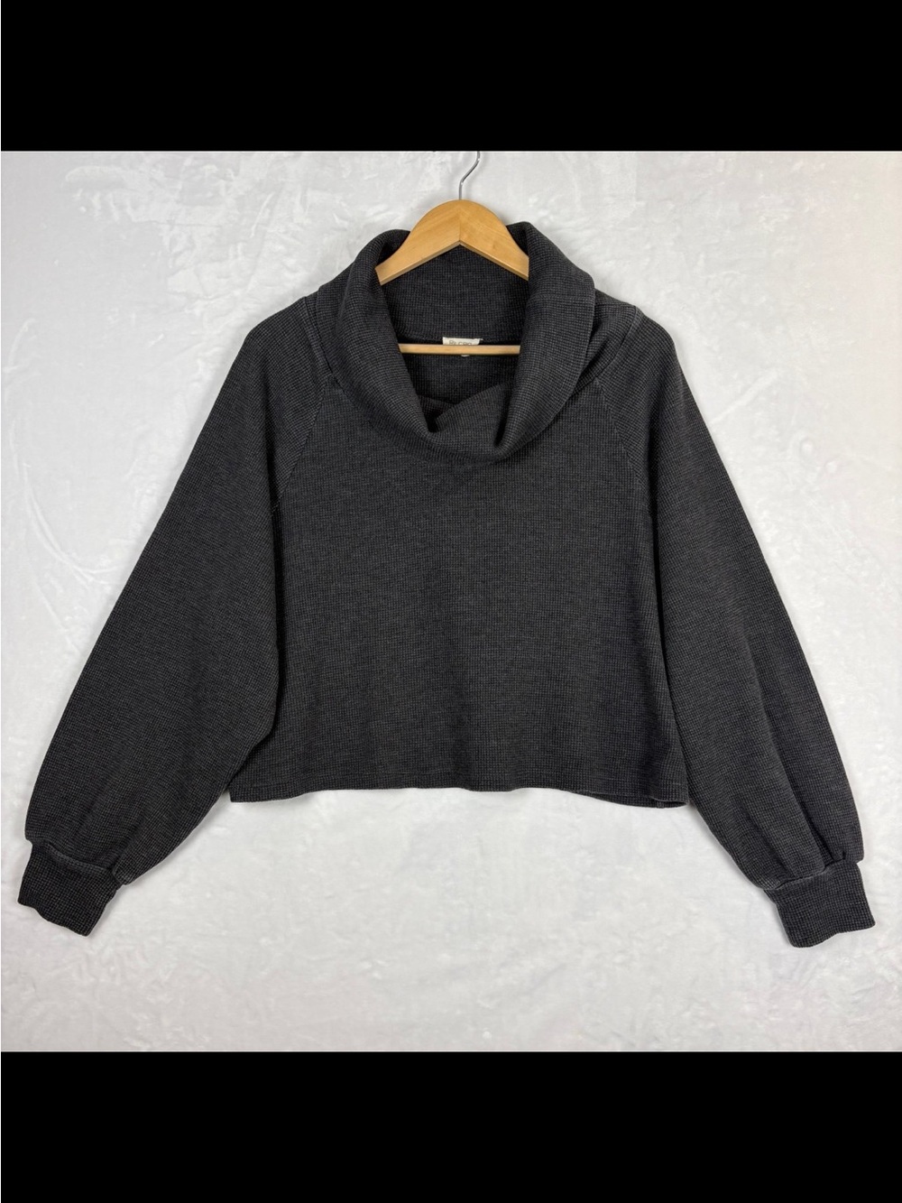 Pilcro Anthropologie Waffle Knit Cropped Sweater Sz M Grey Cowl Neck Slouchy